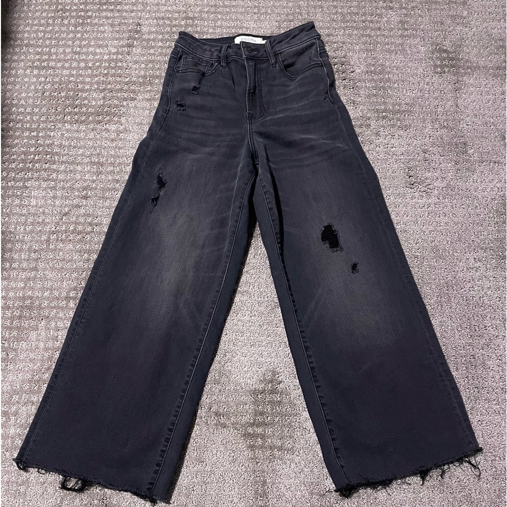 Wide leg raw hem hidden jeans